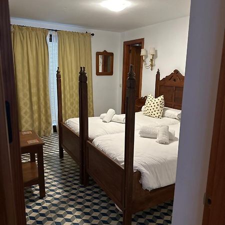 Hostal Moon Tolox Eksteriør billede