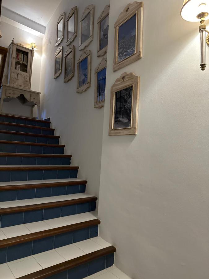 Hostal Moon Tolox Eksteriør billede